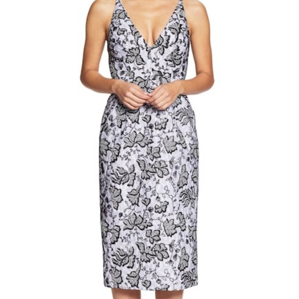 NWT Dress the Population Nadia Plunge V-Neck Lace